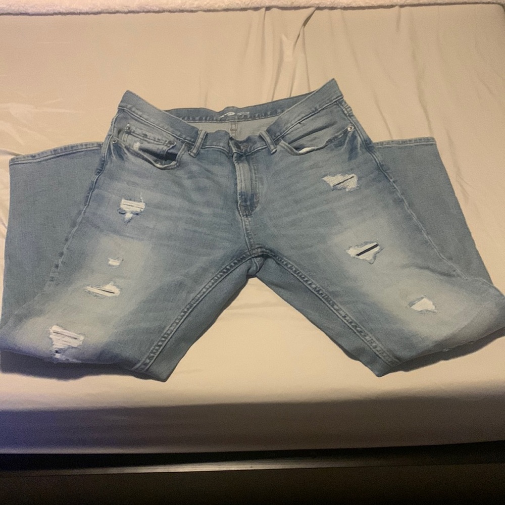 Old Navy Relaxed Slim with Built in Flex Distressed Jeans